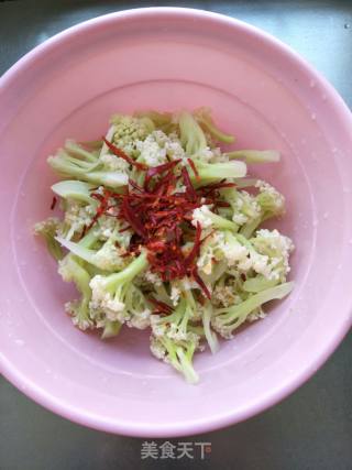 炝拌菜花的做法步骤：4