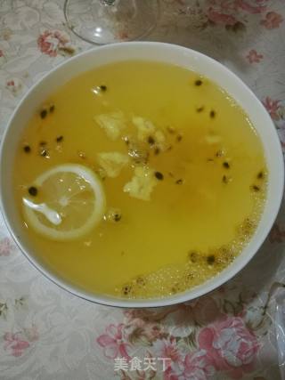 百香果柠檬饮 甜品 自制饮料的做法步骤：2