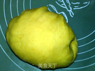 南瓜油饼的做法步骤：3