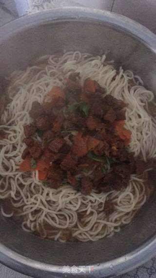 牛肉面的做法步骤：9