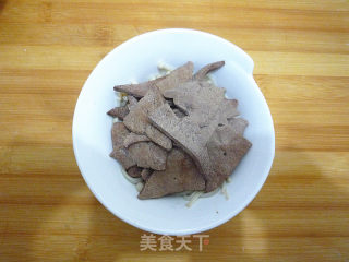 葱油猪肝的做法步骤：8