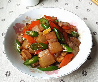 杭椒炒咸肉的做法步骤：10