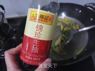 土豆焖粉条的做法步骤：14