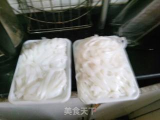 牛肉炒河粉的做法步骤：4