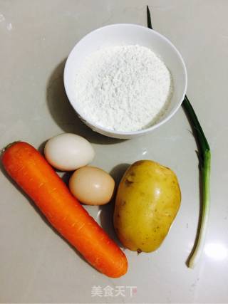 双丝鸡蛋饼的做法步骤：1
