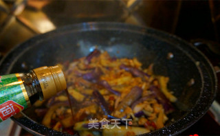 肉沫酱炒茄子的做法步骤：16