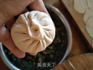 韭菜冰花生煎包的做法步骤：6