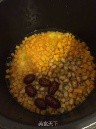 南瓜玉米花生粥的做法步骤：4