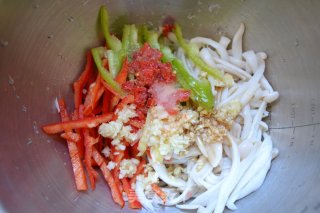 蒜蓉白玉菇的做法步骤：5