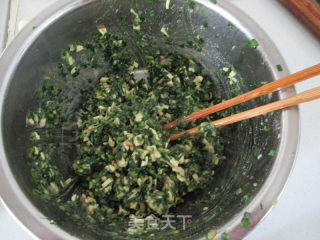 韭菜鲜肉煎饺的做法步骤：7