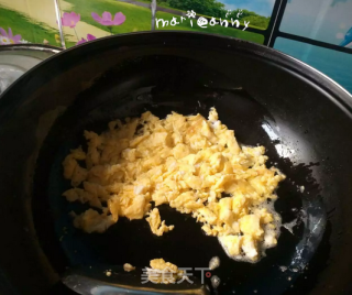 胡萝卜蛋炒饭的做法步骤：4