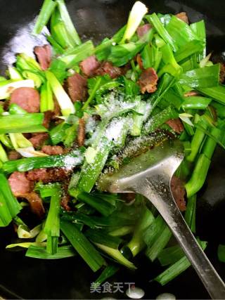 大蒜炒牛肉的做法步骤：7