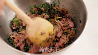经典肉丸配奶油蛋黄沙司意面的做法步骤：4