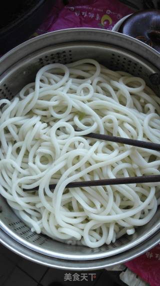 炒米粉的做法步骤：3