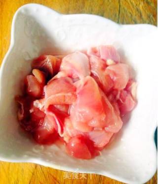 酥脆爽口鸡米花的做法步骤：1