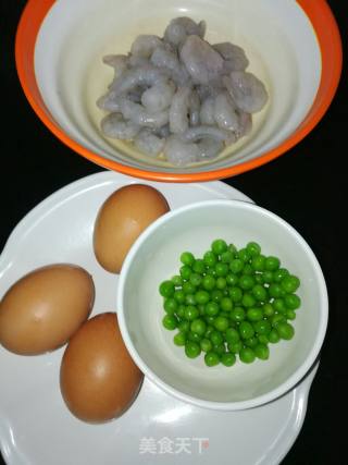 虾仁炒蛋的做法步骤：1