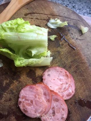 鸡蛋饼的做法步骤：1