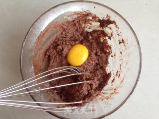淋面可可蛋糕的做法步骤：5