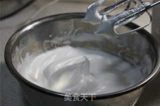 椰蓉芝麻蛋糕卷的做法步骤：3