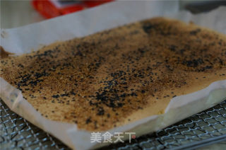 椰蓉芝麻蛋糕卷的做法步骤：10
