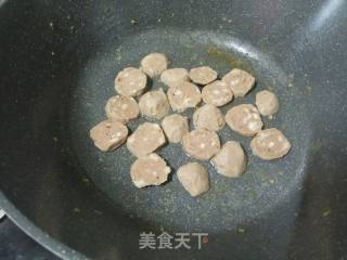 番茄土豆炆牛肉丸的做法步骤：4