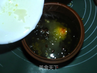 红豆薏米银耳羹的做法步骤：5