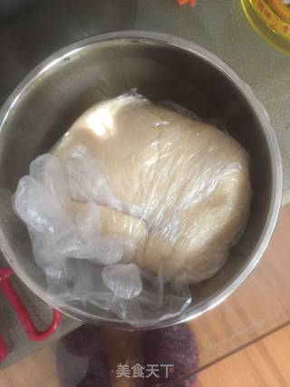 红豆沙月饼的做法步骤：4