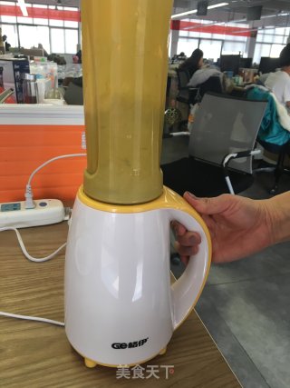 抹茶冰沙的做法步骤：2