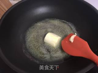 蔓越莓花生牛轧糖的做法步骤：2