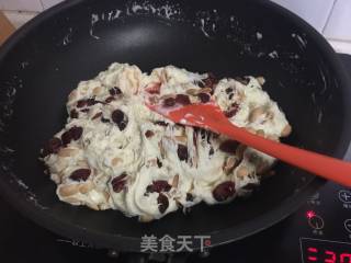 蔓越莓花生牛轧糖的做法步骤：9