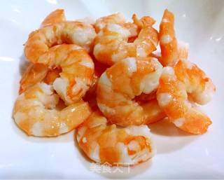 菠菜恋上虾的做法步骤：2