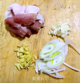 菠菜恋上虾的做法步骤：4