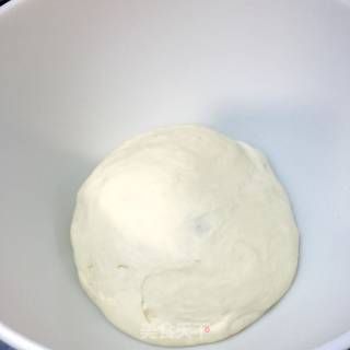 麻酱红糖卷的做法步骤：4