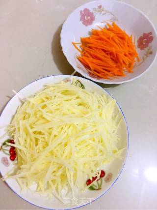 醋溜双丝的做法步骤：2