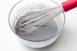萌宠龙猫戚风蛋糕的做法步骤：1