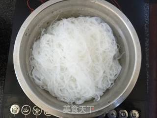 虾仁粉丝煲的做法步骤：3
