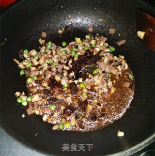 自制火腿香菇辣酱的做法步骤：6