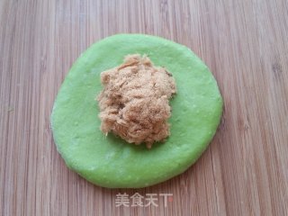 绿叶肉松面包的做法步骤：7