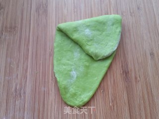 绿叶肉松面包的做法步骤：10