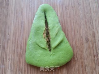 绿叶肉松面包的做法步骤：12