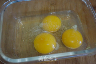 菠菜蒸蛋的做法步骤：2