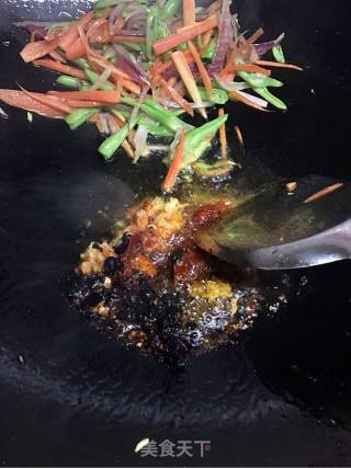 炒河粉的做法步骤：3