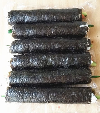 火腿肉松寿司的做法步骤：8