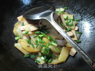 鸡蛋干炒土豆的做法步骤：9
