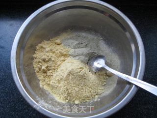 鱼排杂粮煎饼的做法步骤：1