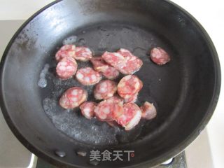腊肠炒芥蓝的做法步骤：4
