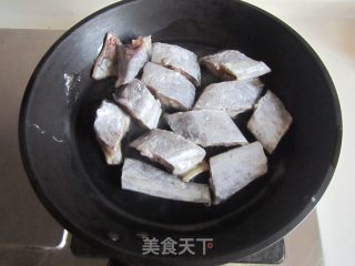 家常烧带鱼的做法步骤：3