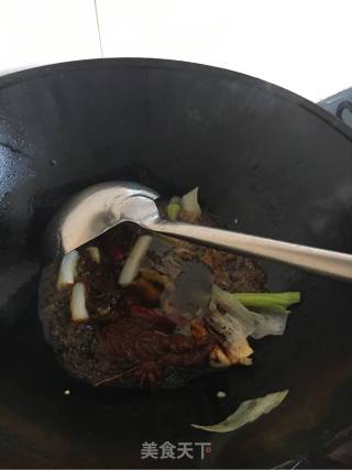 猪蹄海带扣炖黄豆的做法步骤：6