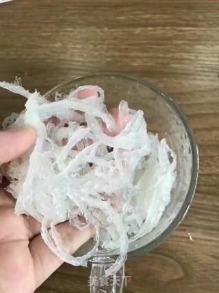冰糖燕窝的做法步骤：2
