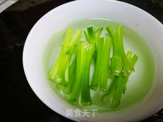 西班牙海鲜烩饭的做法步骤：4